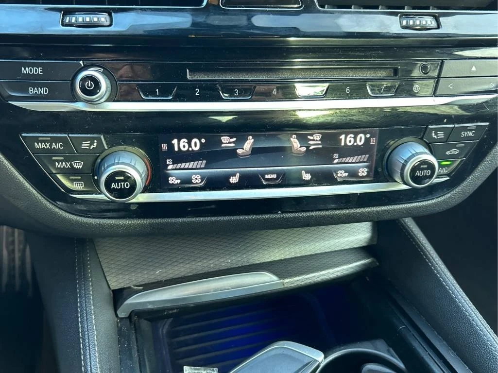 BMW 530 * 530i xDrive * CARFAX * ��� ������������ ������ | Mobile.bg � ����������� 13