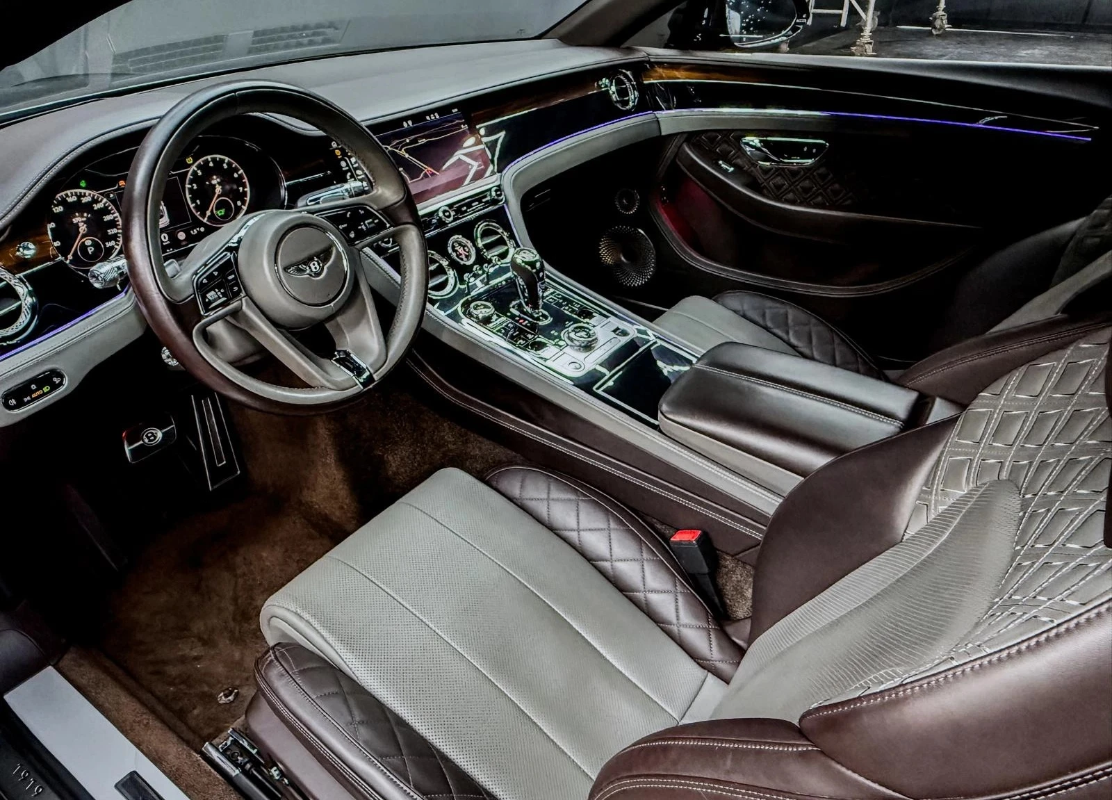 Bentley Continental gt Mulliner 6.0 W12 - изображение 5