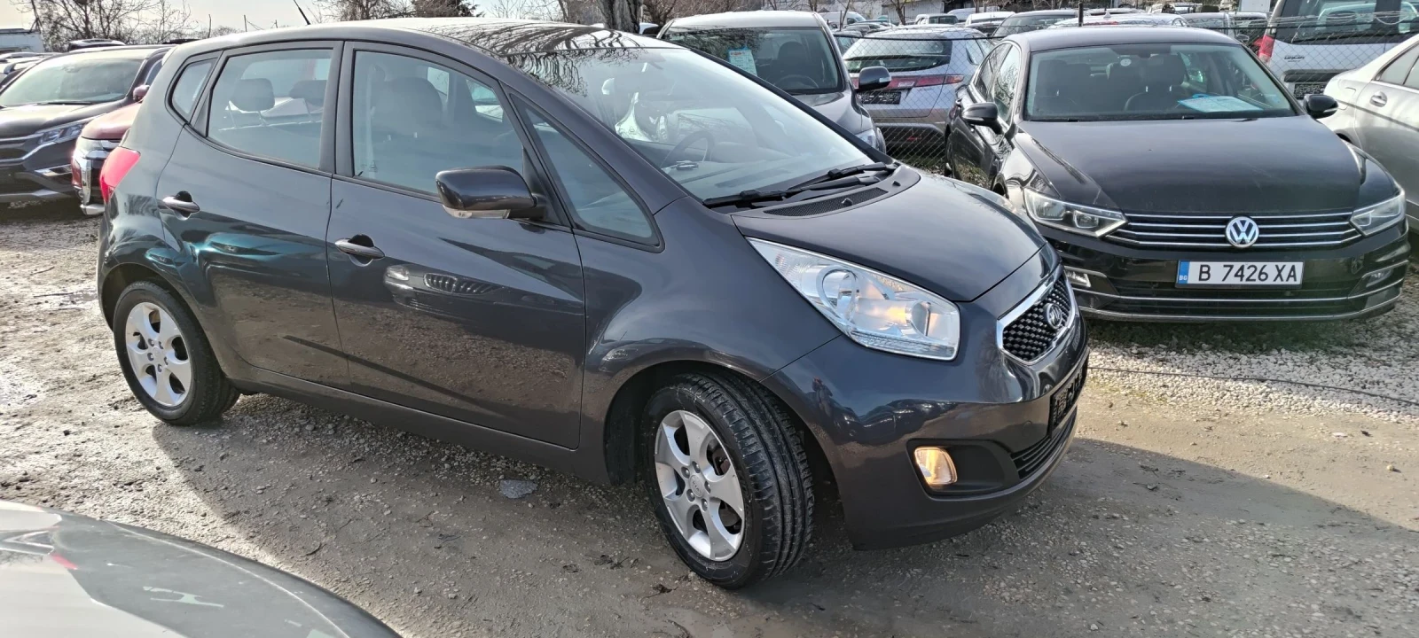 Kia Venga 1.6i автомат/нави - изображение 2
