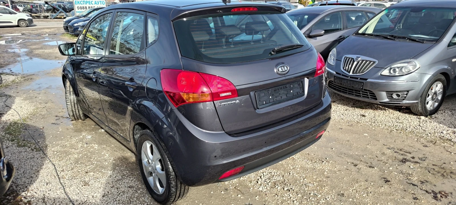 Kia Venga 1.6i автомат/нави - изображение 4