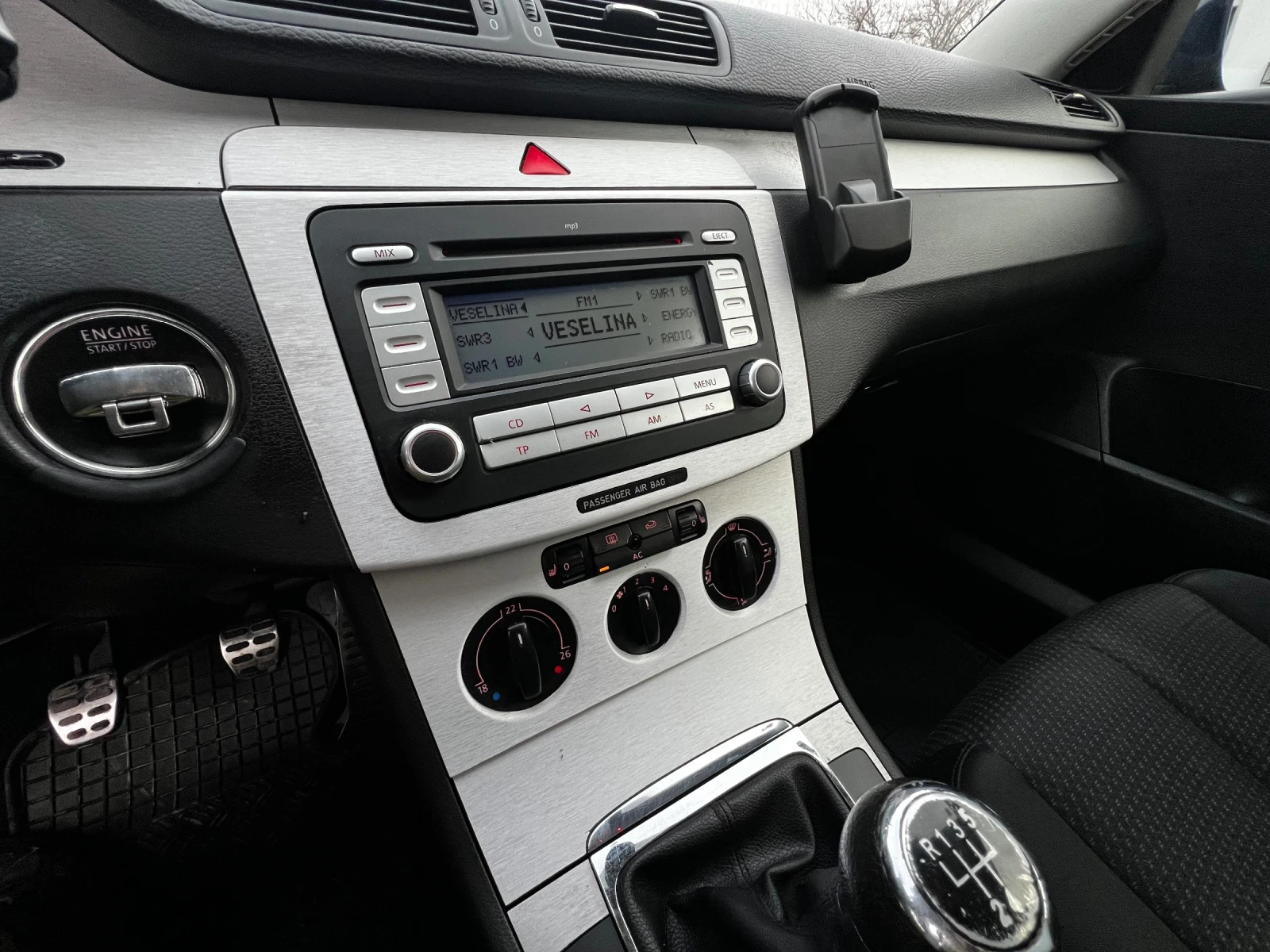 VW Passat 1.9TDI 105к.с * Климатик* * BLUEMOTION* , снимка 12 - Автомобили и джипове - 53713017