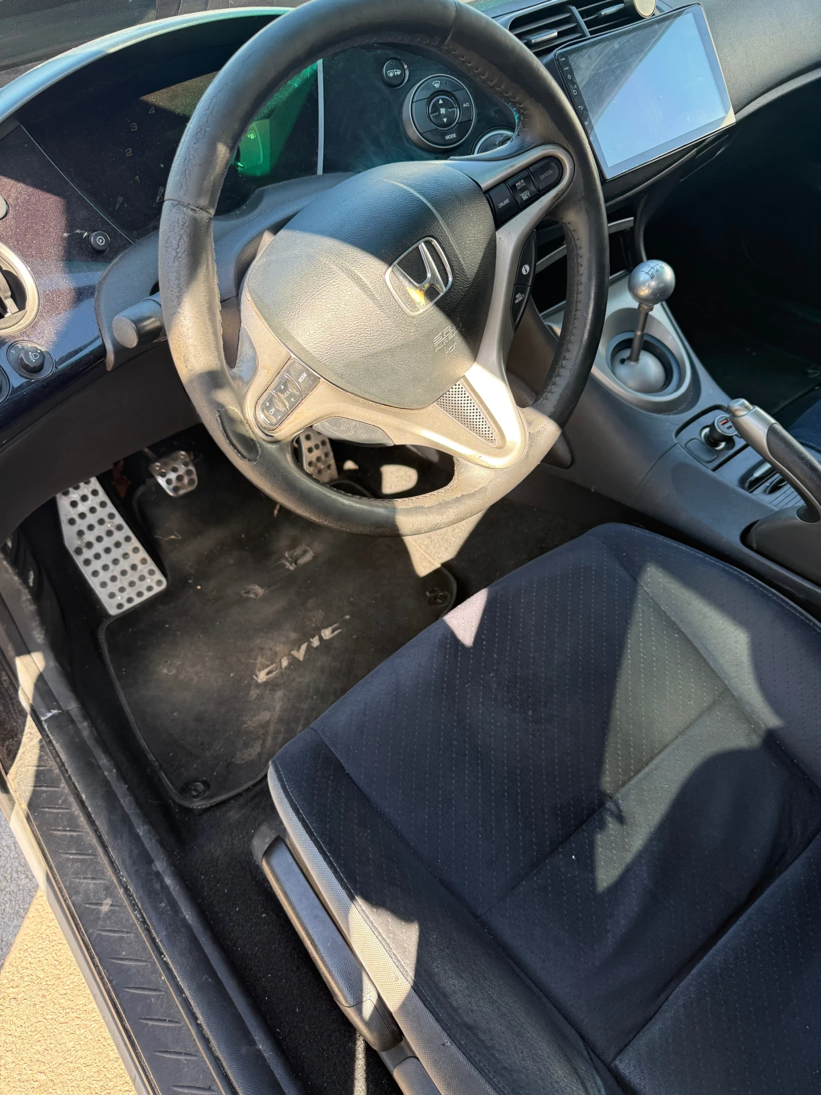 Honda Civic 1.8, снимка 14 - Автомобили и джипове - 53823884