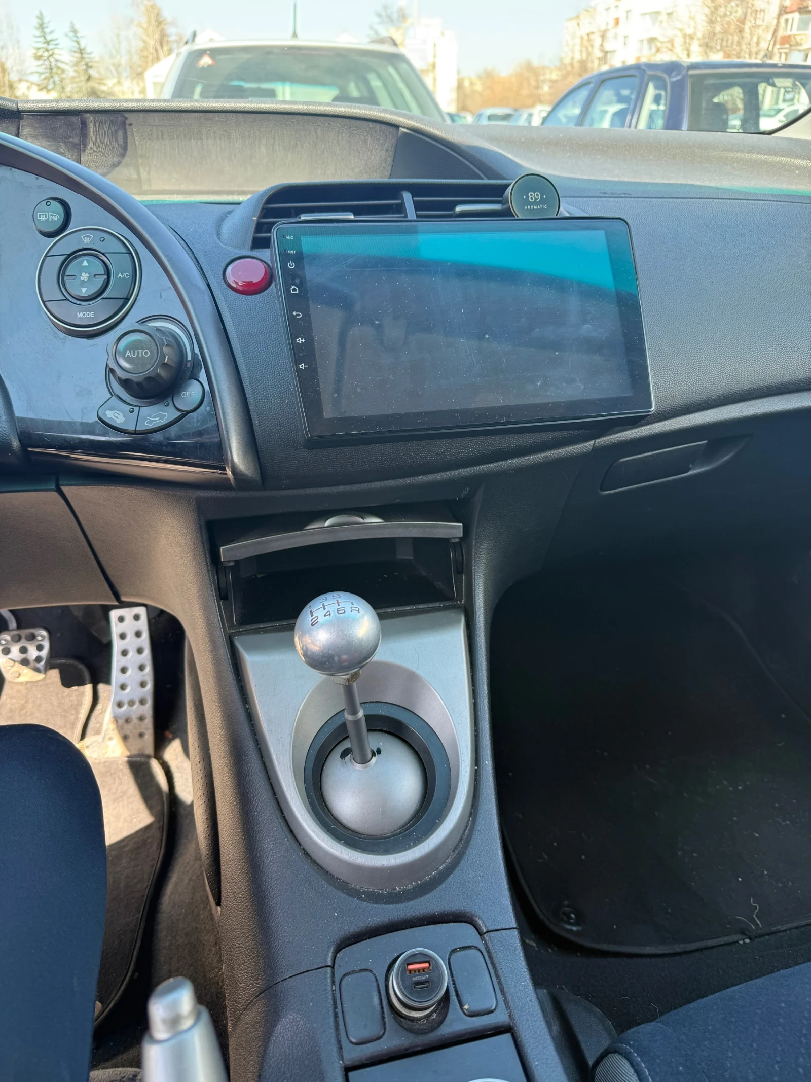 Honda Civic 1.8, снимка 13 - Автомобили и джипове - 53823884