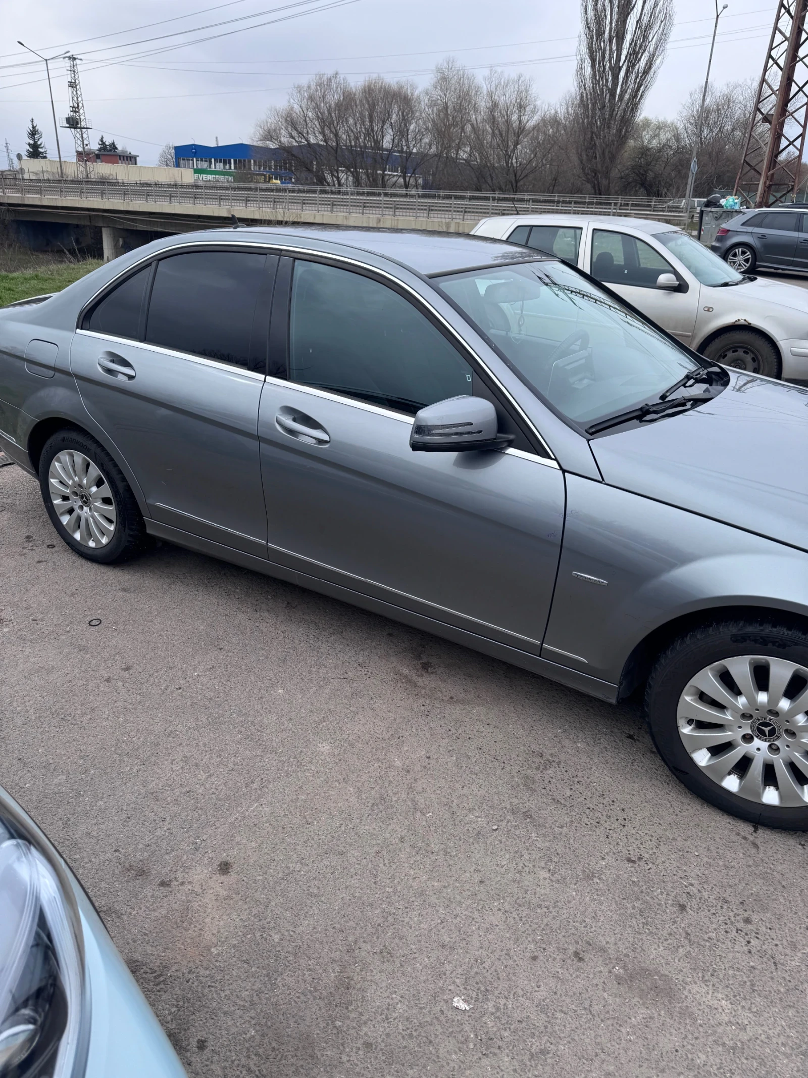 Mercedes-Benz C 220, снимка 7 - Автомобили и джипове - 53890213