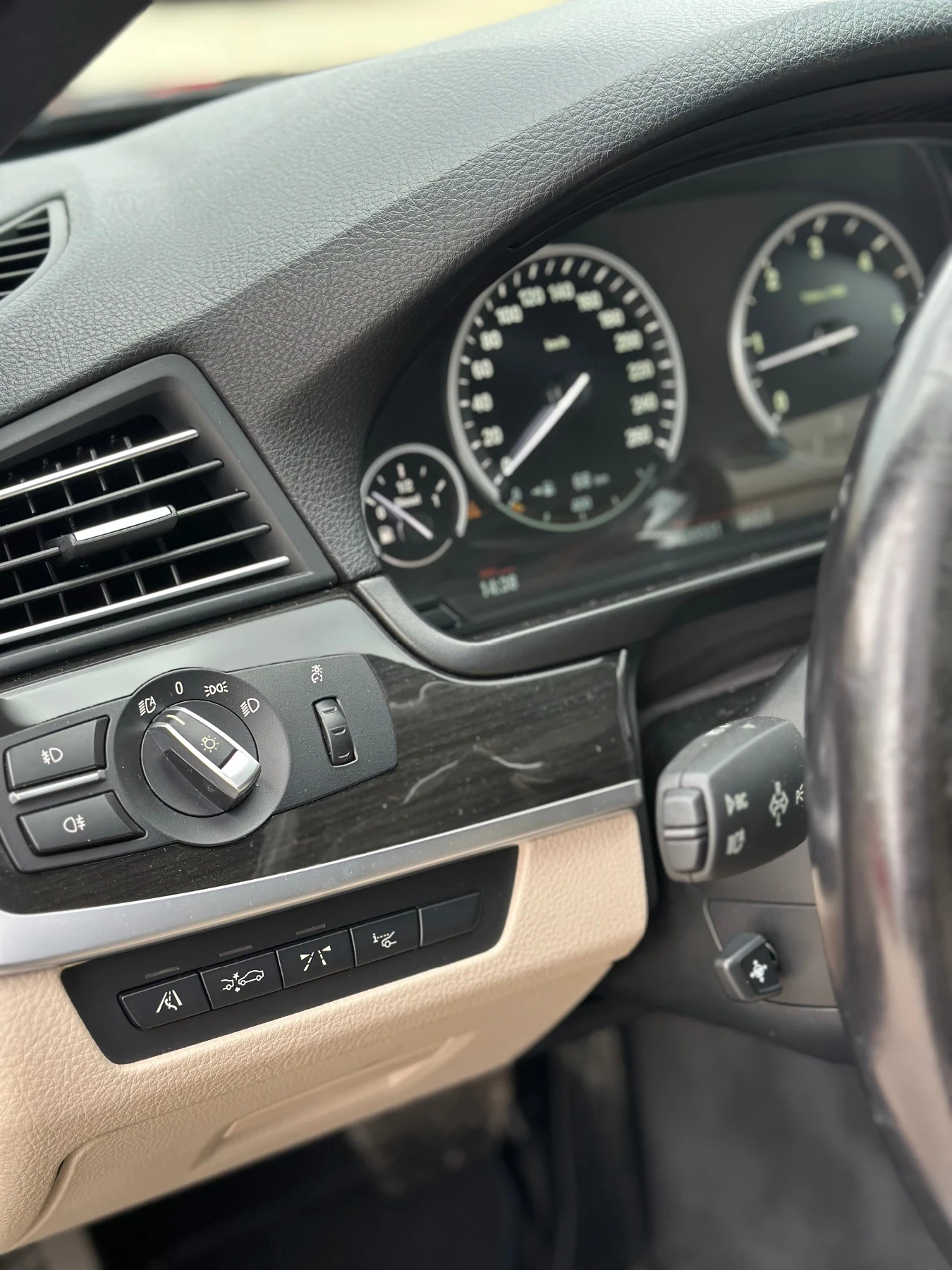 BMW 535 Xdrive-M-pack-CH, снимка 13 - Автомобили и джипове - 53903745