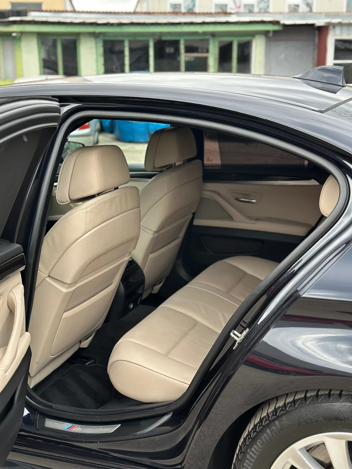 BMW 535 Xdrive-M-pack-CH, снимка 9 - Автомобили и джипове - 53903745