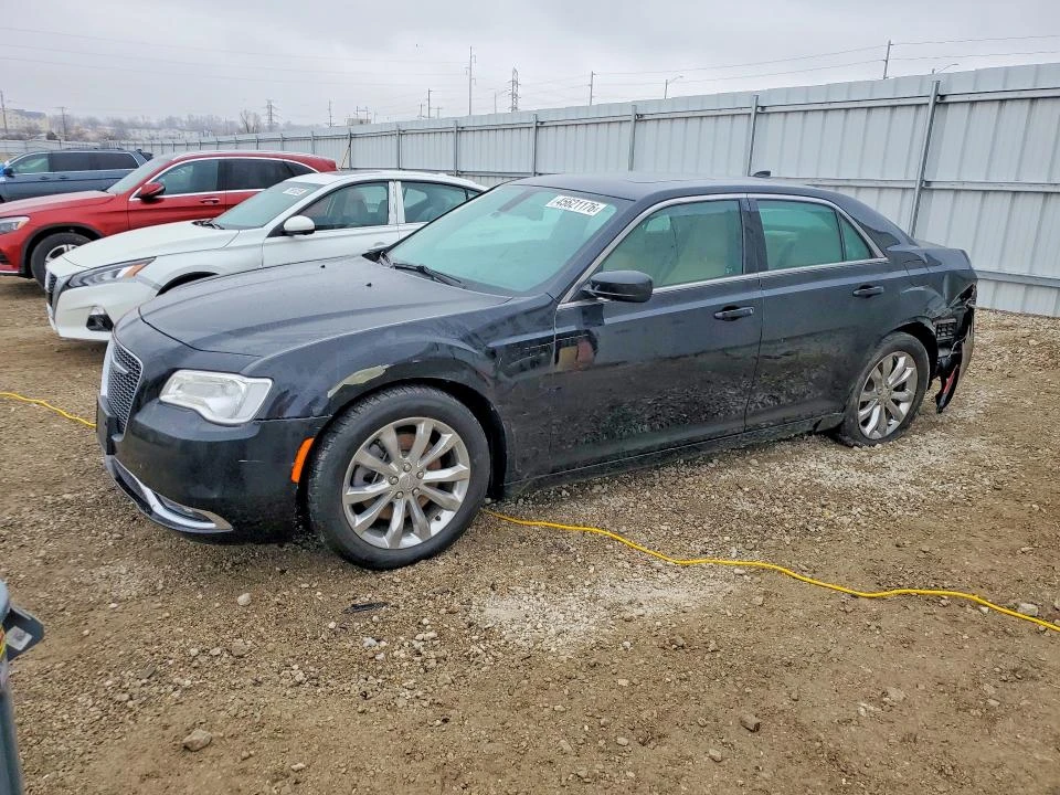 Chrysler 300c 2017 CHRYSLER 300 LIMITED, снимка 3 - Автомобили и джипове - 54220410