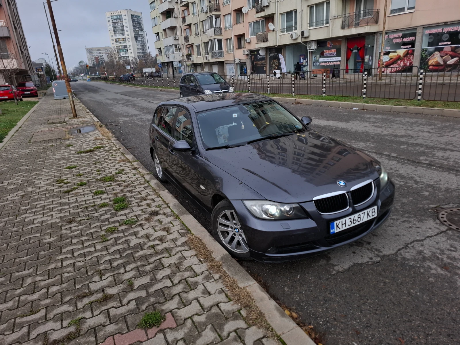 BMW 320 320д, снимка 4 - Автомобили и джипове - 54294320