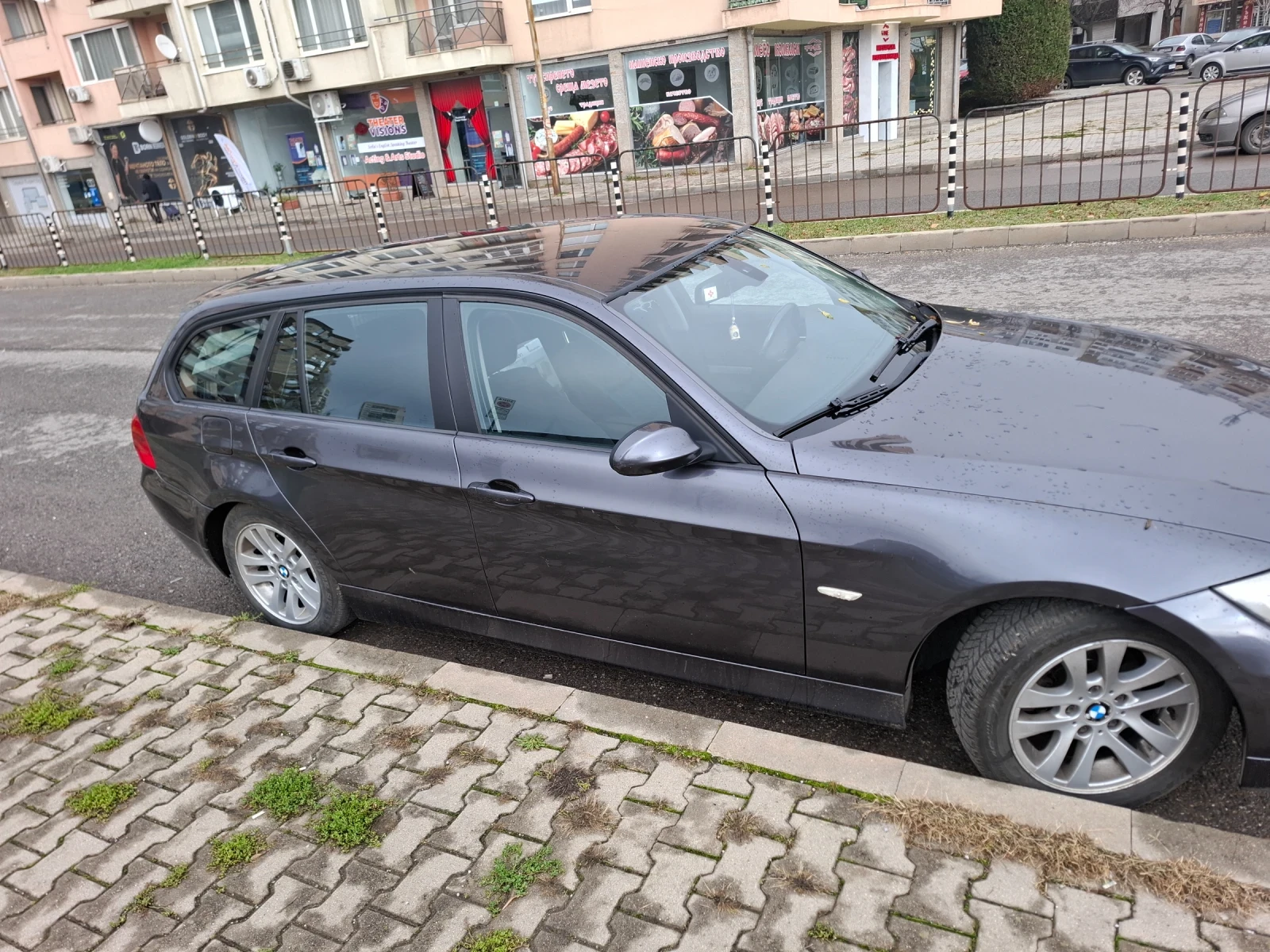 BMW 320 320д, снимка 6 - Автомобили и джипове - 54294320