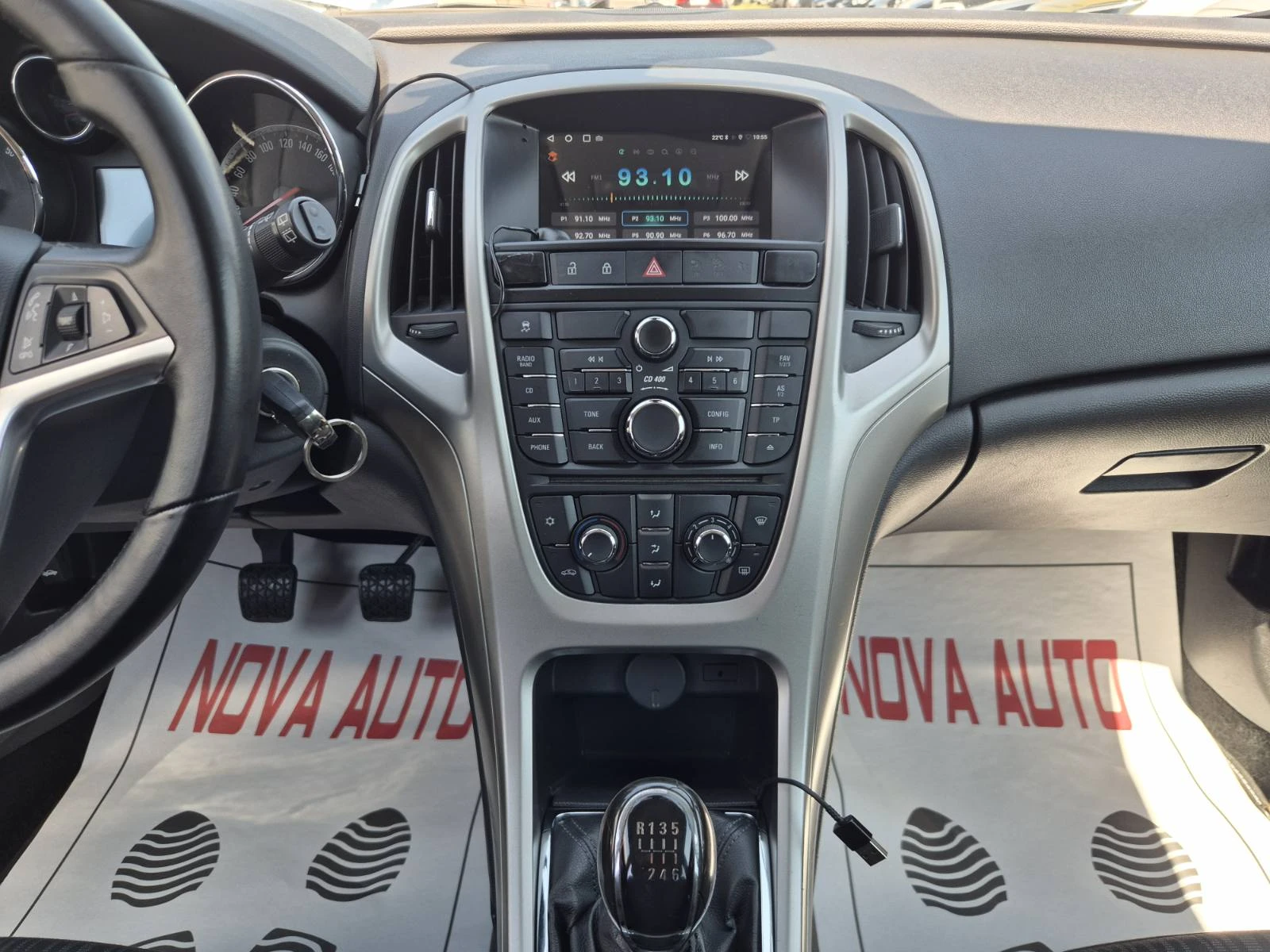 Opel Astra 1.4T-140кс-186000км, снимка 9 - Автомобили и джипове - 54432949