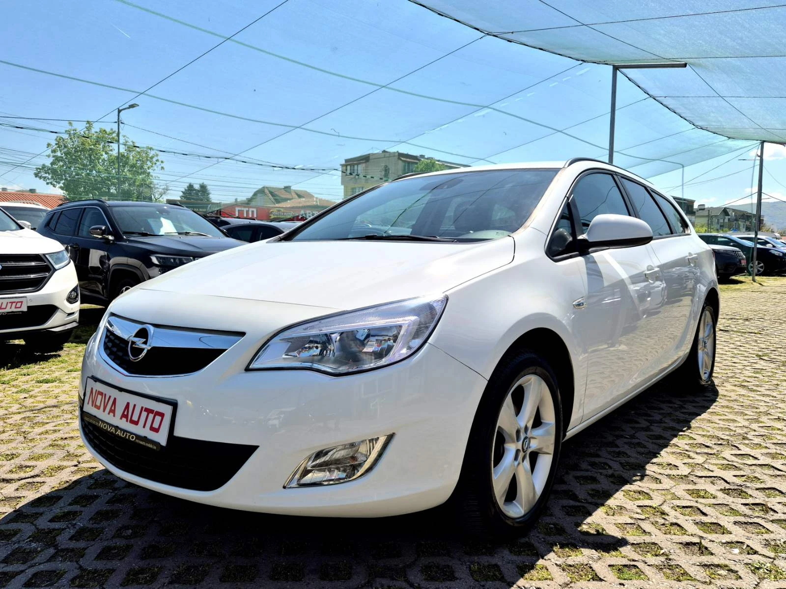 Opel Astra 1.4T-140кс-186000км