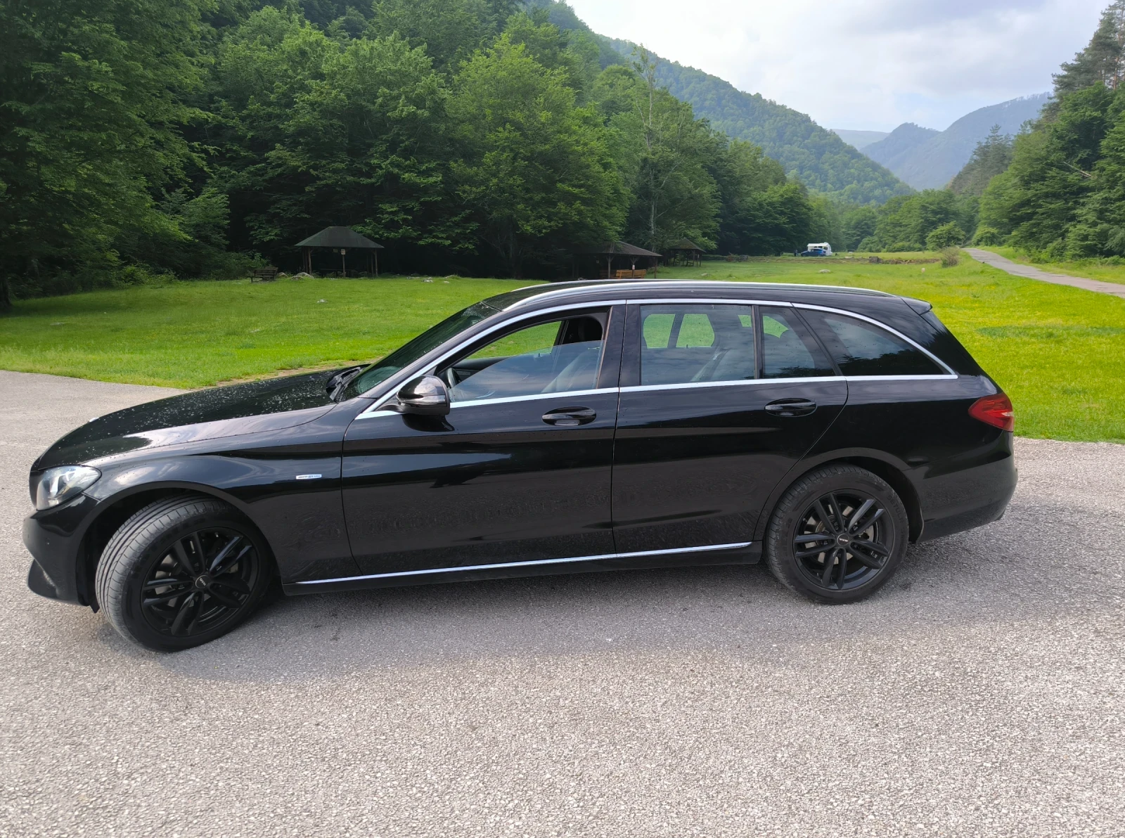 Mercedes-Benz C 200, снимка 5 - Автомобили и джипове - 54798159