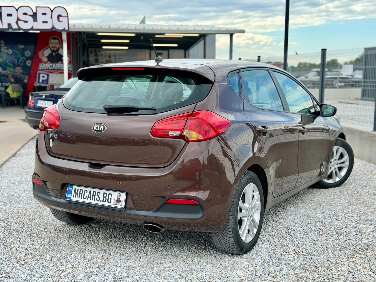 Kia Ceed  1.6 GDi, снимка 6 - Автомобили и джипове - 54801700