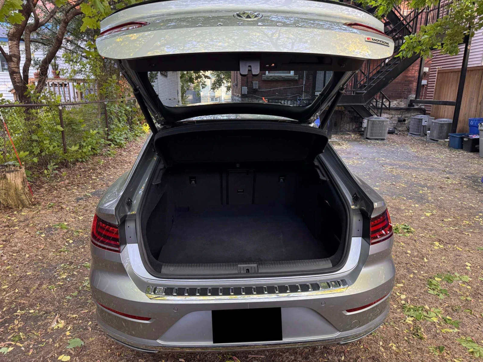 VW Arteon  R-Line 4MOTION DYNAUDIO/ОБДУХВАНЕ/ЦЕНА ДО БГ , снимка 7 - Автомобили и джипове - 54873308