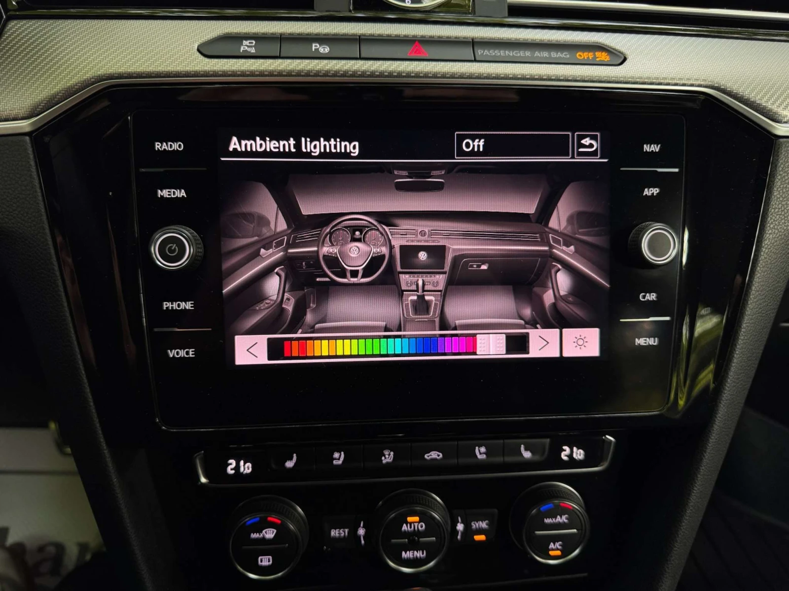 VW Arteon  R-Line 4MOTION DYNAUDIO/ОБДУХВАНЕ/ЦЕНА ДО БГ , снимка 17 - Автомобили и джипове - 54873308