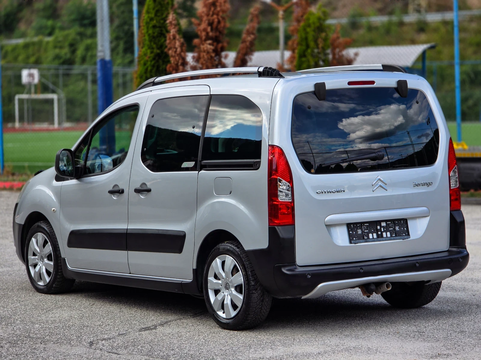 Citroen Berlingo 1.6HDI 109hp XTR, снимка 4 - Автомобили и джипове - 55426119