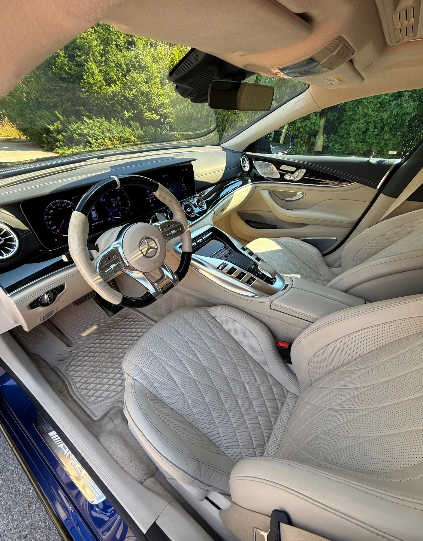 Mercedes-Benz AMG GT S 63/4Matic+ /Burmaster4D/HUD/Ceramic, снимка 5 - Автомобили и джипове - 55578764