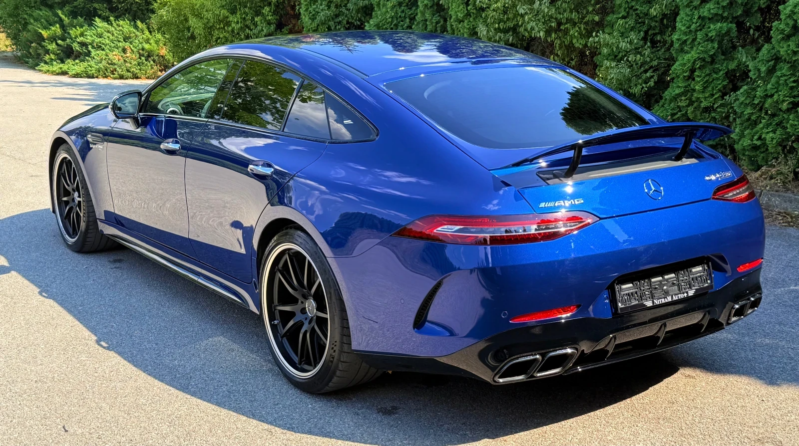 Mercedes-Benz AMG GT S 63/4Matic+ /Burmaster4D/HUD/Ceramic, снимка 14 - Автомобили и джипове - 55578764