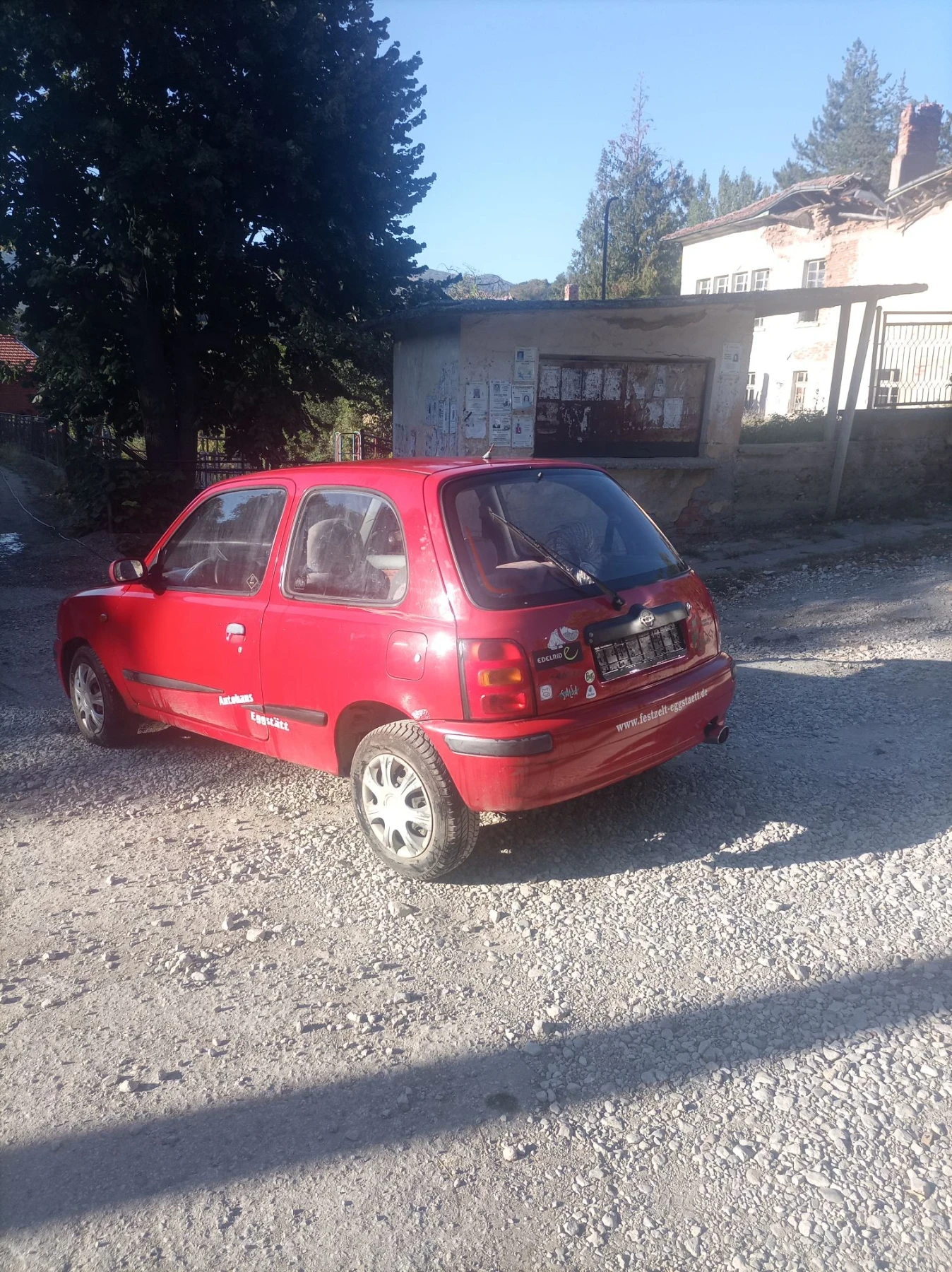 Nissan Micra 1.300, снимка 8 - Автомобили и джипове - 55982141