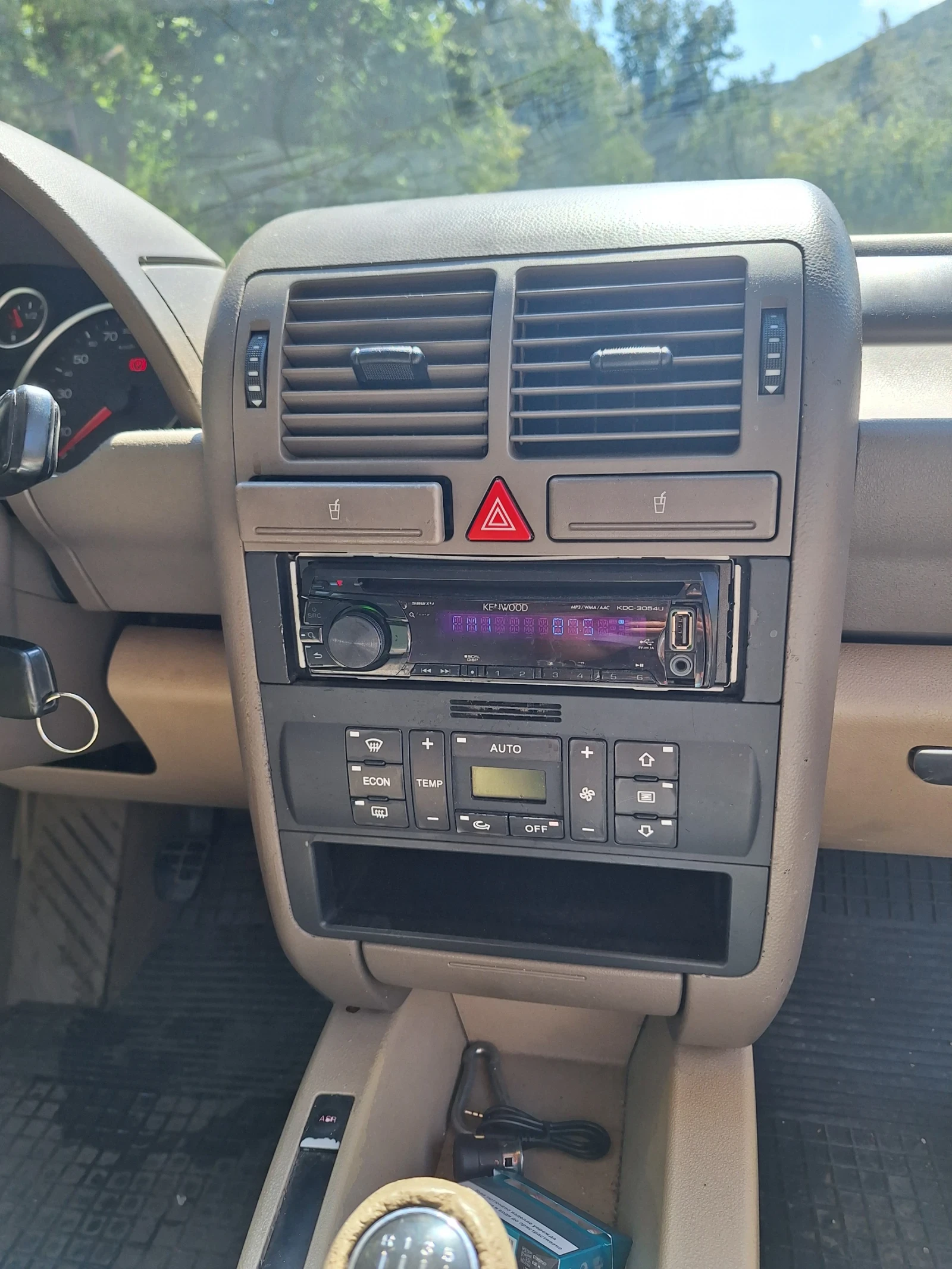 Audi A2 1.4, снимка 7 - Автомобили и джипове - 56183395