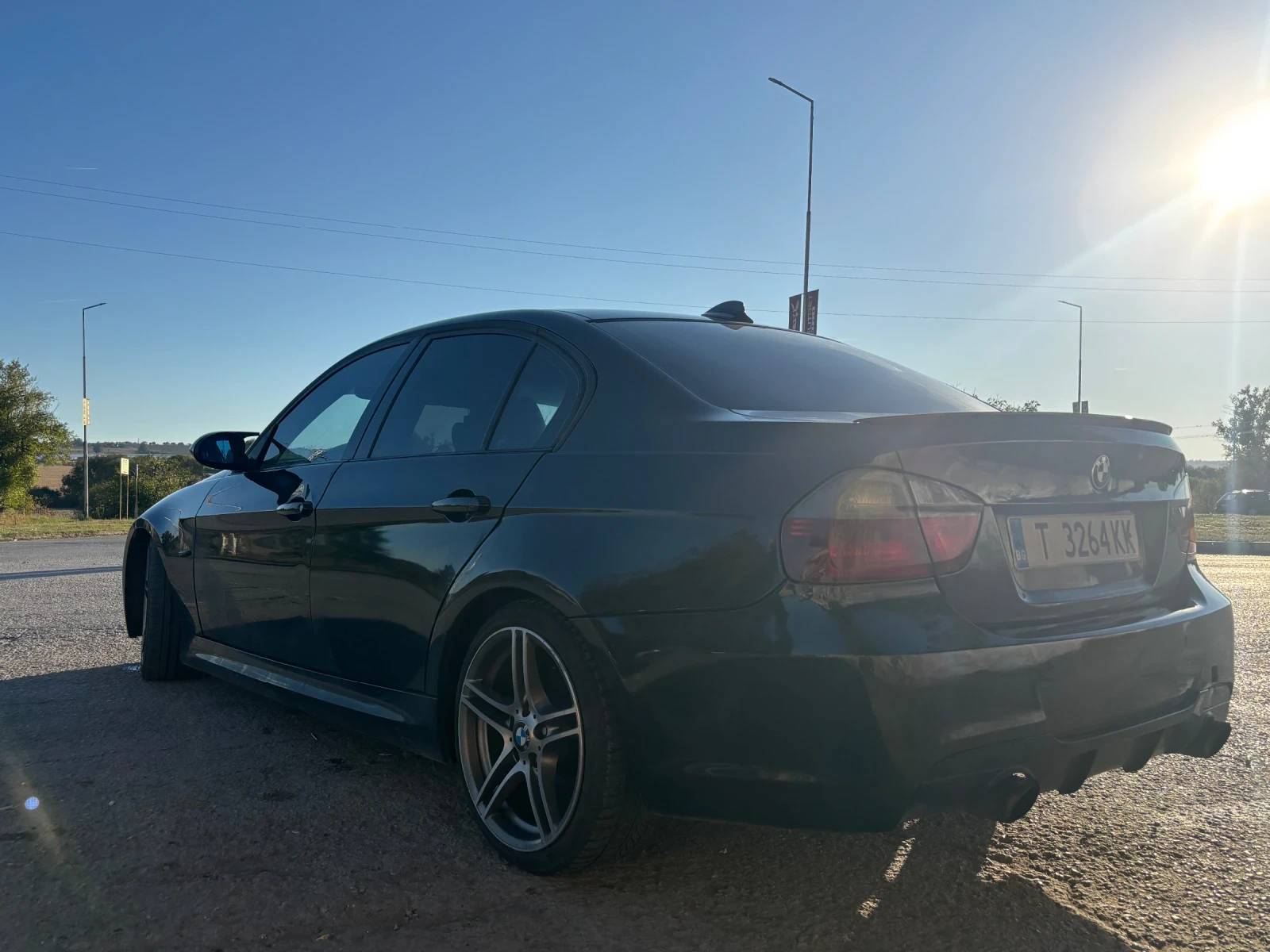 BMW 320, снимка 3 - Автомобили и джипове - 56601618