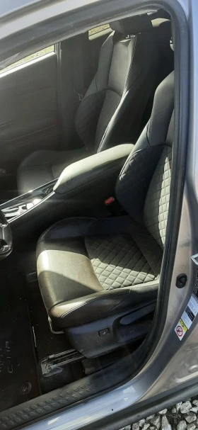 Toyota C-HR, снимка 16