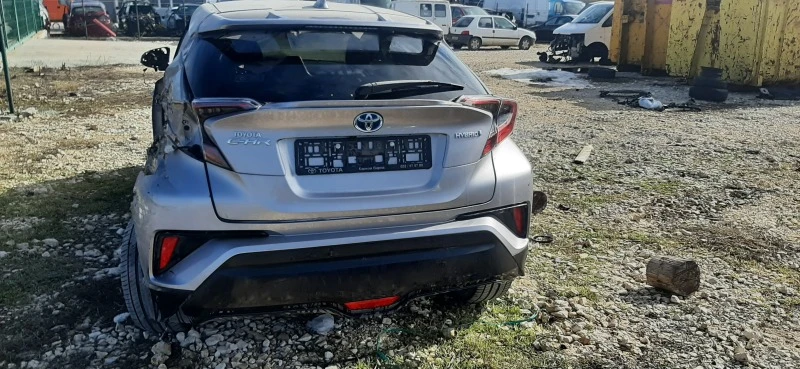 Toyota C-HR, снимка 14 - Автомобили и джипове - 33120784