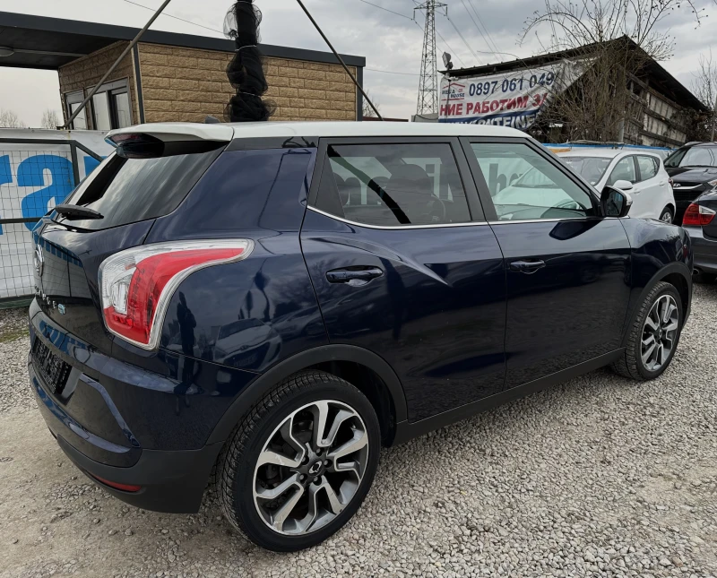 SsangYong Tivoli 1.6 XDI LED/КАМЕРА/EURO-6B 105х.км., снимка 4 - Автомобили и джипове - 49291043