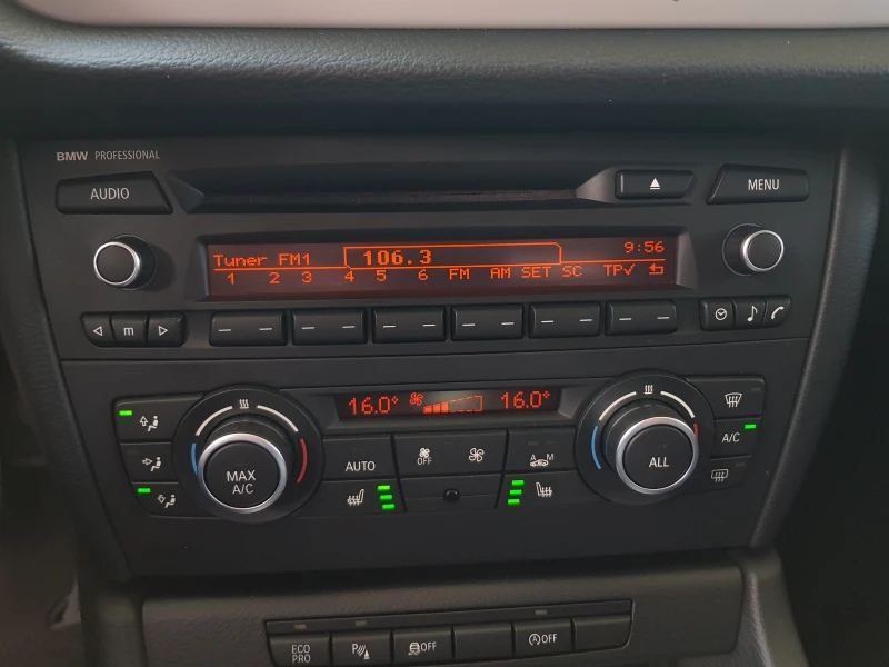 BMW X1 2.0 D - 143 к.с. FACELIFT/02/2014г. EURO 5B ЛИЗИНГ, снимка 13 - Автомобили и джипове - 50469114