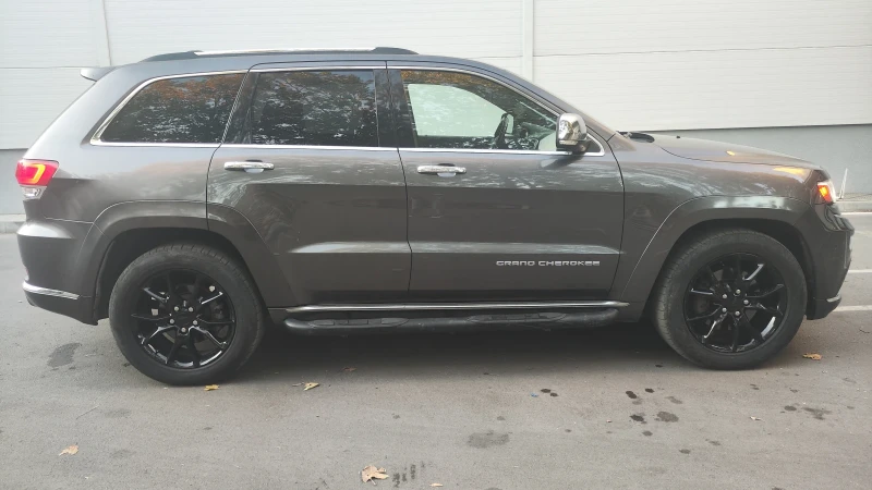 Jeep Grand cherokee WK 2 HEMI 5.7 Summit, снимка 8 - Автомобили и джипове - 51605879