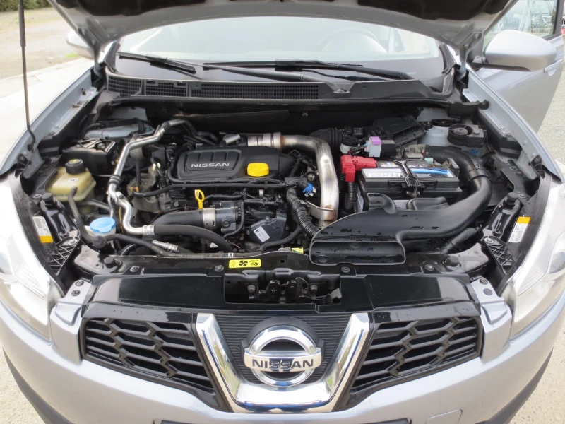 Nissan Qashqai 1.6 dci, снимка 17 - Автомобили и джипове - 52390282