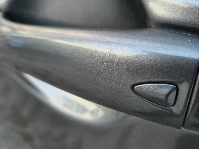 Nissan Qashqai 1.6 DCI * * 360-Kamera* * PARK ASSIST* NAVI* DISTR, снимка 5 - Автомобили и джипове - 52399111