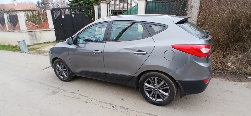 Hyundai IX35 2.0 4х4  facelift  Промо, снимка 9 - Автомобили и джипове - 52820892