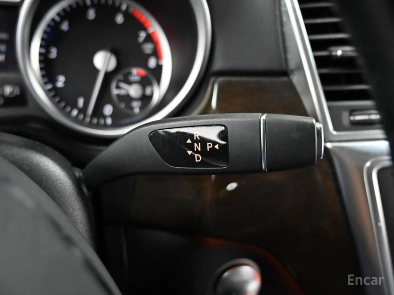 Mercedes-Benz GL 450, снимка 9 - Автомобили и джипове - 53011790