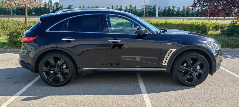 Infiniti Fx 30 FX30S, снимка 5 - Автомобили и джипове - 53189628