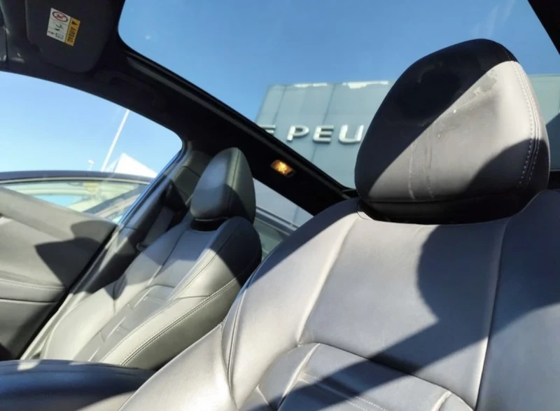 Nissan Qashqai 1.6 DCI Tekna+ + + , снимка 16 - Автомобили и джипове - 53329931