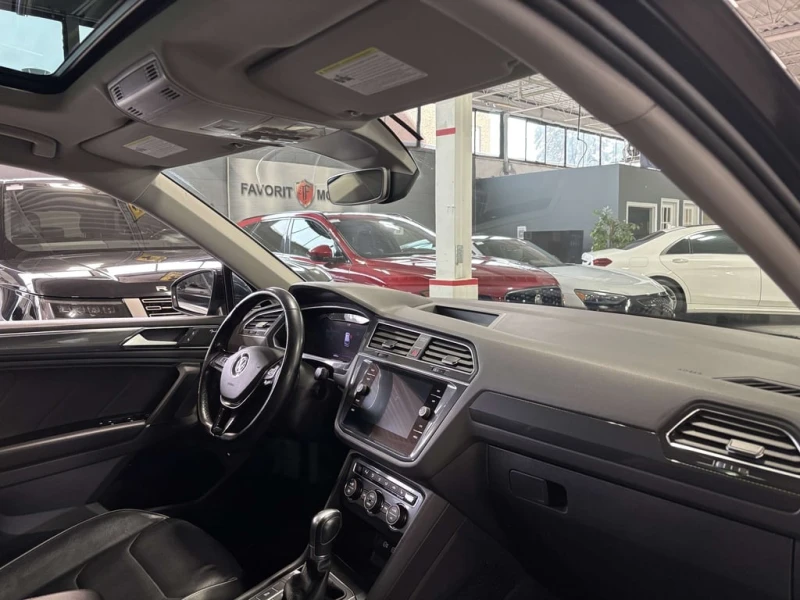 VW Tiguan Highline| 4MOTION| NAV| FENDERAUDIO| LEATHER| PANO, снимка 9 - Автомобили и джипове - 53341407