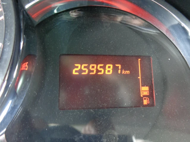 Dacia Duster 1.6i+  | Mobile.bg   14