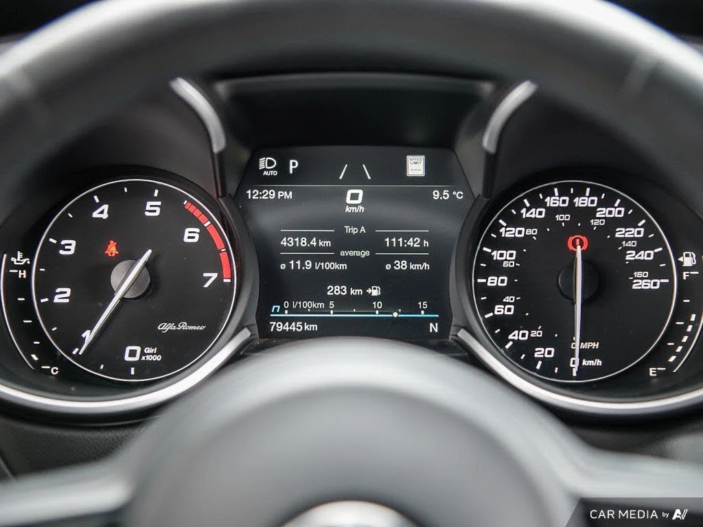 Alfa Romeo Stelvio * АВТО КРЕДИТ* ЦЕНА ДО БГ * СЕРВИЗНА ИСТОРИЯ *  - изображение 9