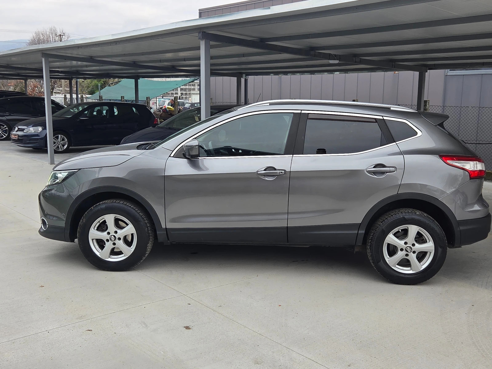 Nissan Qashqai 1.6 DCI * * 360-Kamera* * PARK ASSIST* NAVI* DISTR | Mobile.bg � ����������� 14