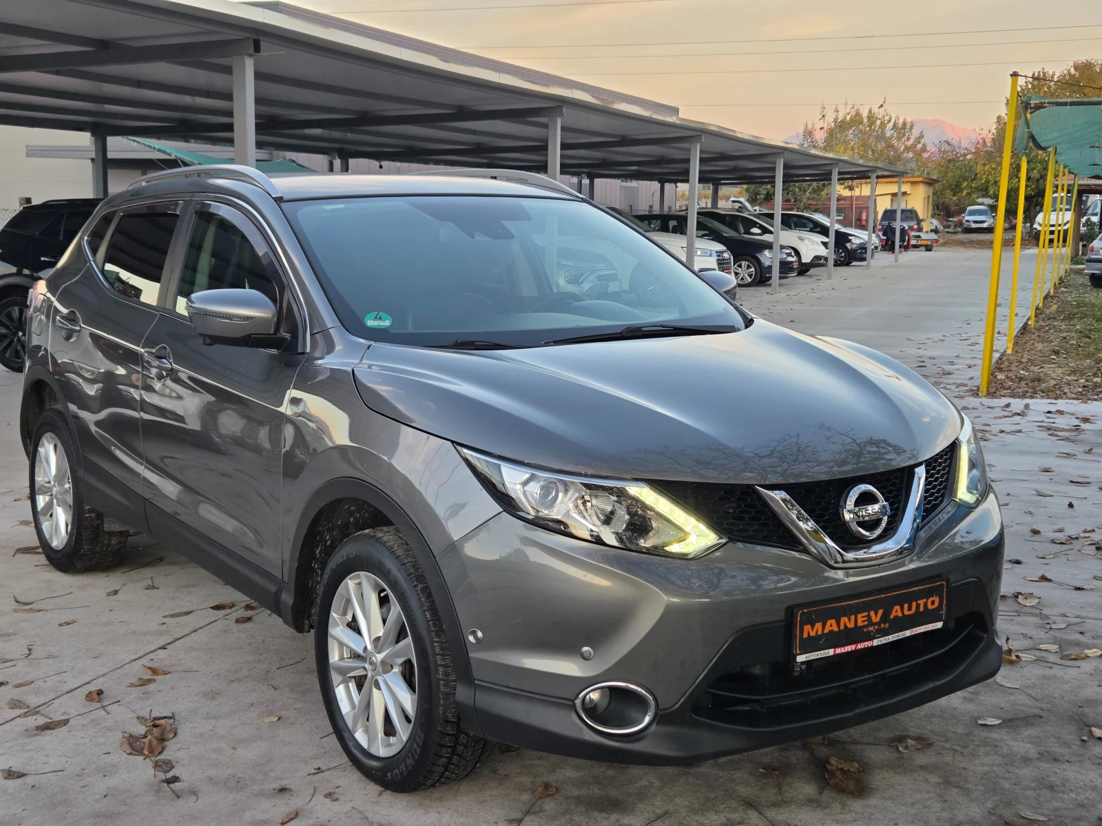 Nissan Qashqai 1.6 DCI * * 360-Kamera* * PARK ASSIST* NAVI* DISTR | Mobile.bg   1