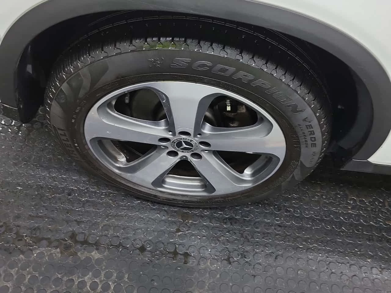 Mercedes-Benz GLC 300 4MATIC | PANO | 360 | ПОДГРЕВ | KEYLESS, снимка 6 - Автомобили и джипове - 53819160