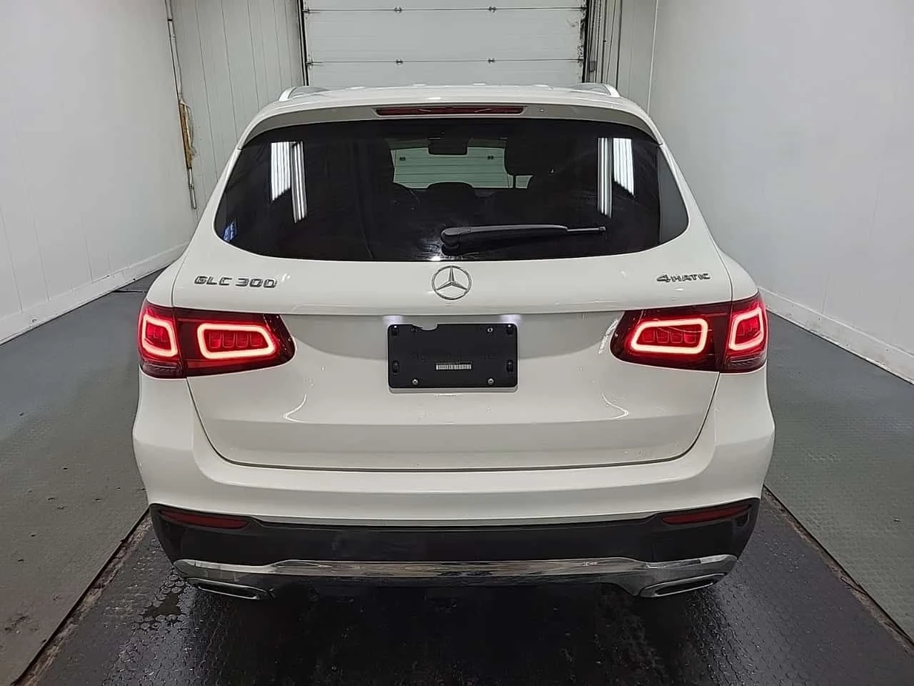 Mercedes-Benz GLC 300 4MATIC | PANO | 360 | ПОДГРЕВ | KEYLESS, снимка 16 - Автомобили и джипове - 53819160