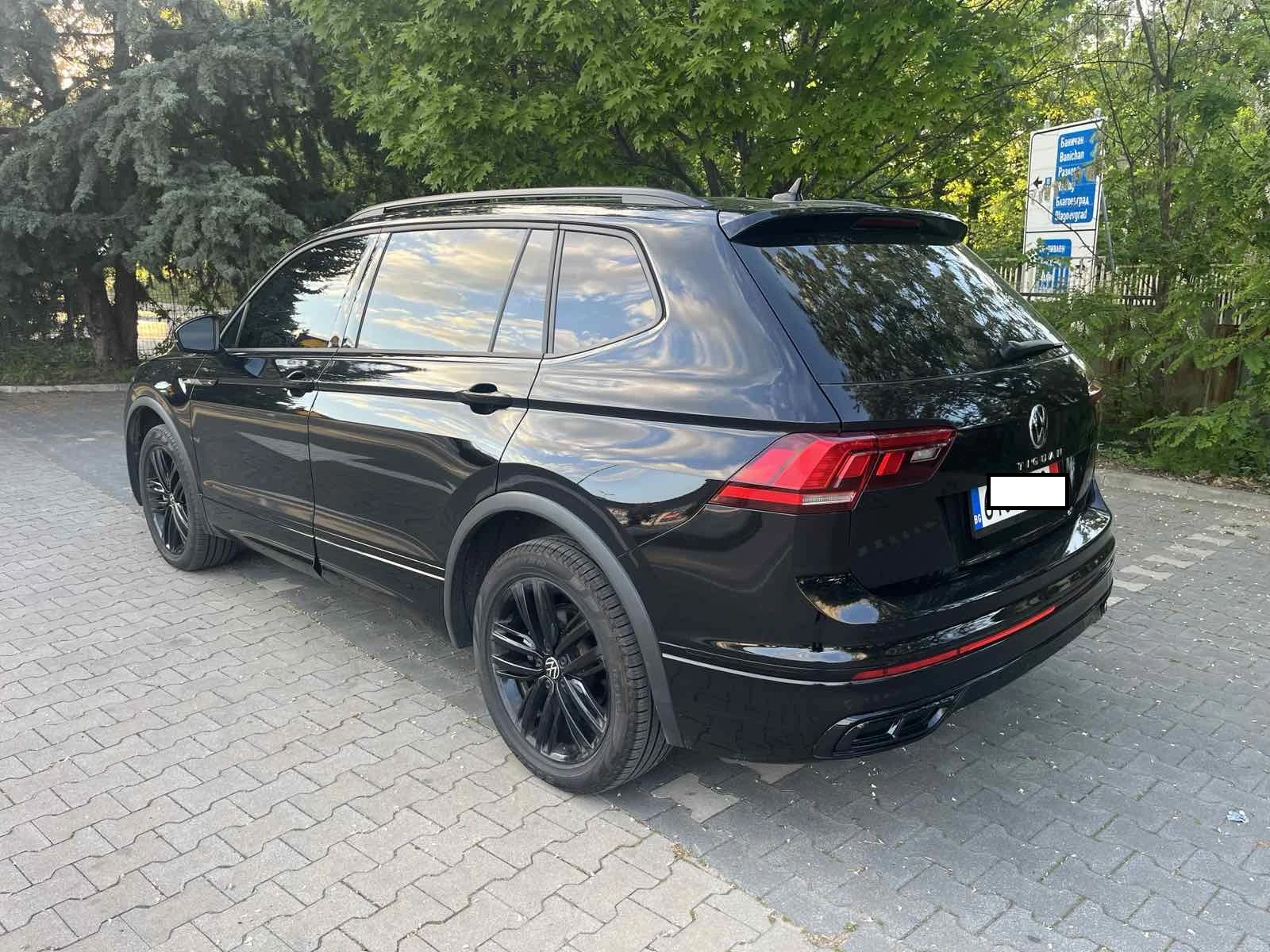 VW Tiguan R-LINE BLACK 4Motion Allspace Лизинг, снимка 4 - Автомобили и джипове - 53896816