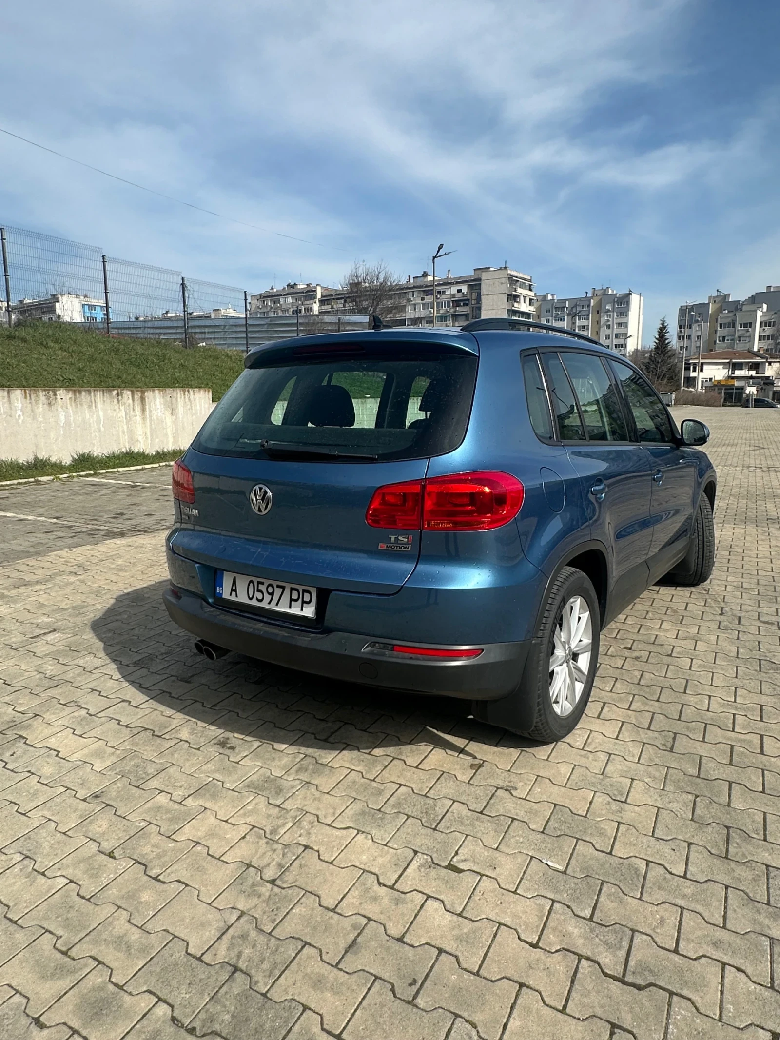 VW Tiguan, снимка 5 - Автомобили и джипове - 53951744