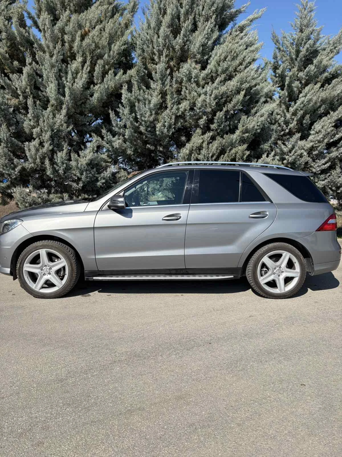 Mercedes-Benz ML 350 BlueTec AMG, снимка 3 - Автомобили и джипове - 55301255