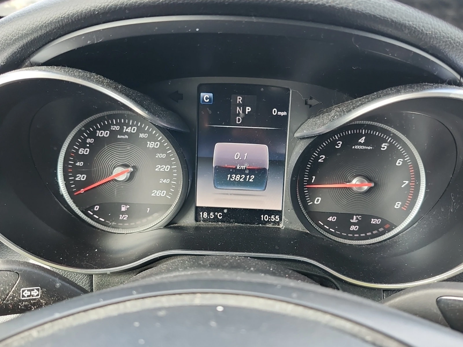 Mercedes-Benz GLC 300 * * BURMESTER * * CARFAX * * АВТО КРЕДИТ * * , снимка 7 - Автомобили и джипове - 55383388