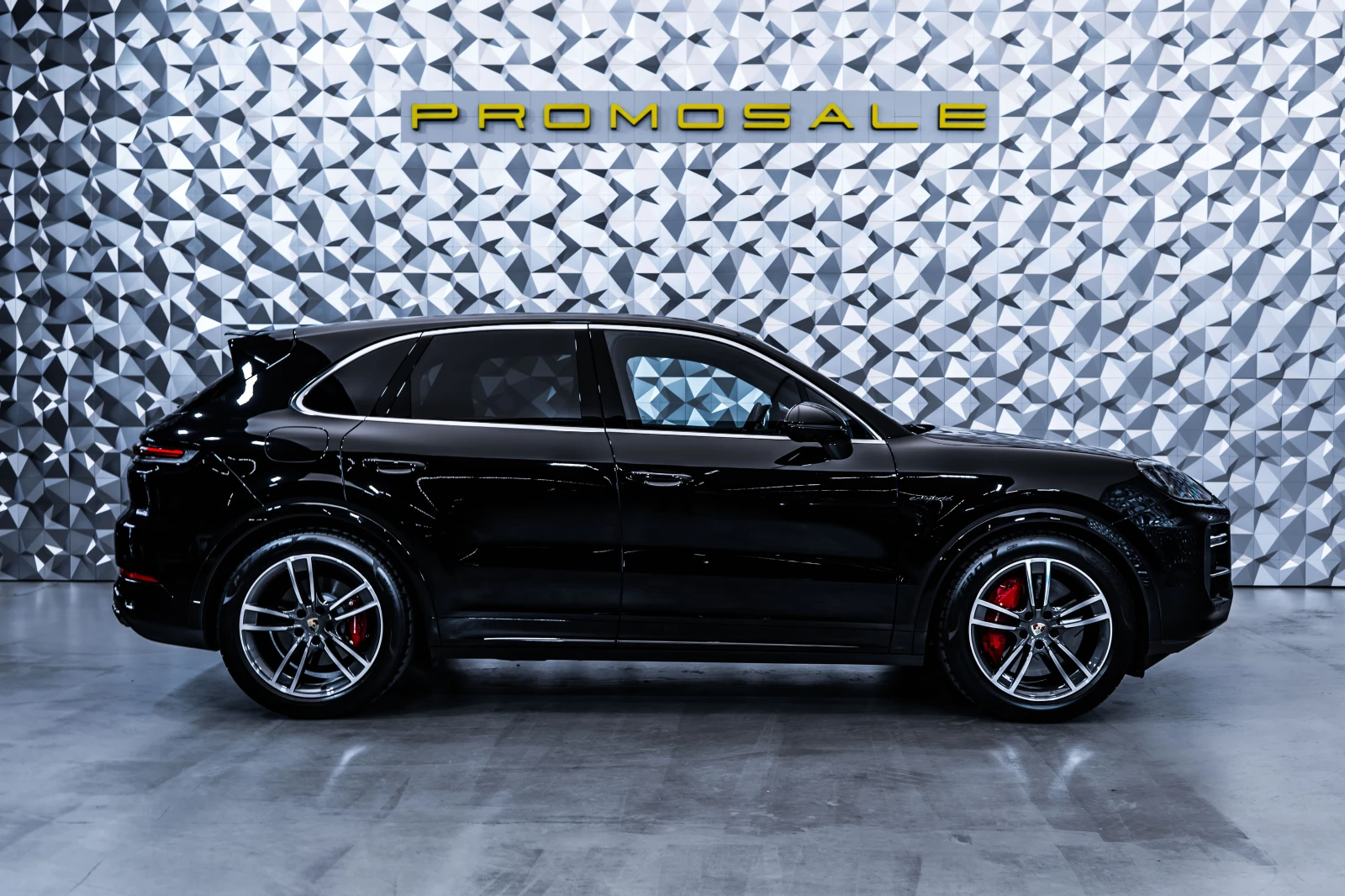 Porsche Cayenne Turbo E-Hybrid Pano* Bose* 360, снимка 6 - Автомобили и джипове - 55614620