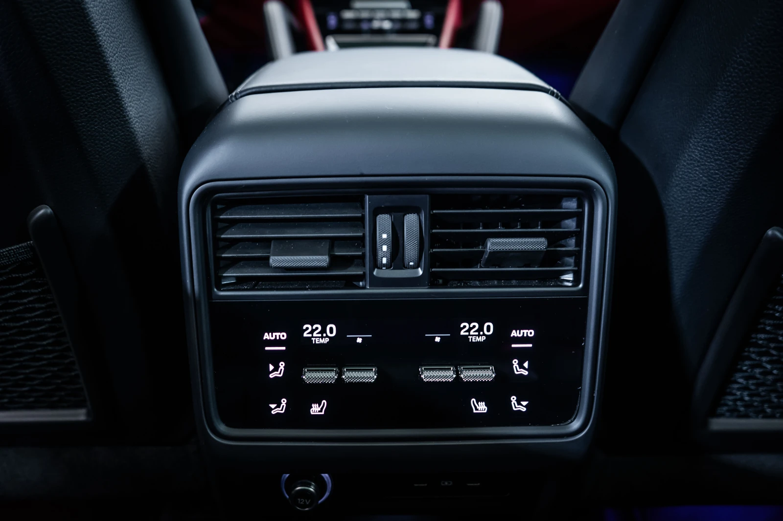 Porsche Cayenne Turbo E-Hybrid Pano* Bose* 360, снимка 15 - Автомобили и джипове - 55614620
