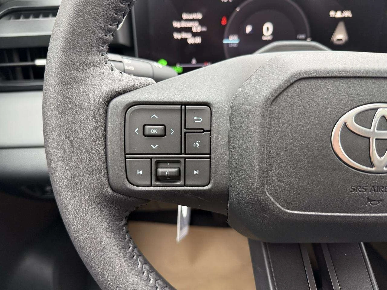 Toyota Rav4 XSE /ШИБИДАХ/ДИСТРОНИК/360 КАМЕРИ, снимка 15 - Автомобили и джипове - 56046204